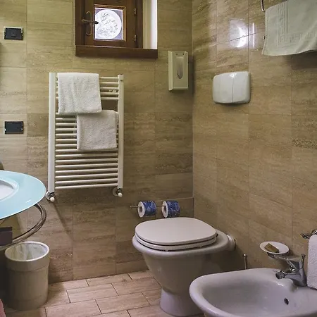 Sonnino Hotel