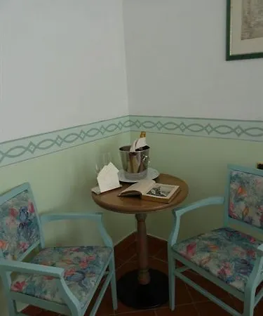 Sonnino Hotel