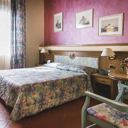 Sonnino Hotel San Miniato